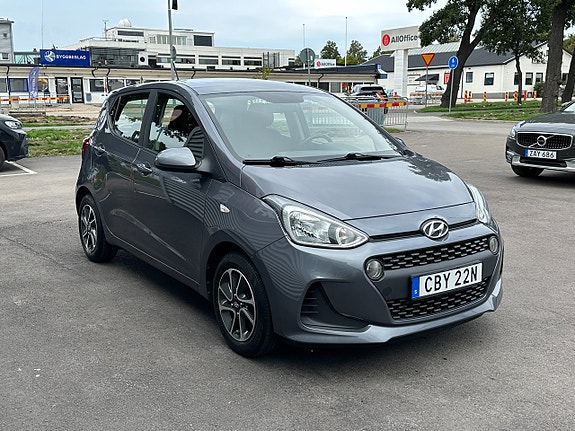 Hyundai i10 6 of 26