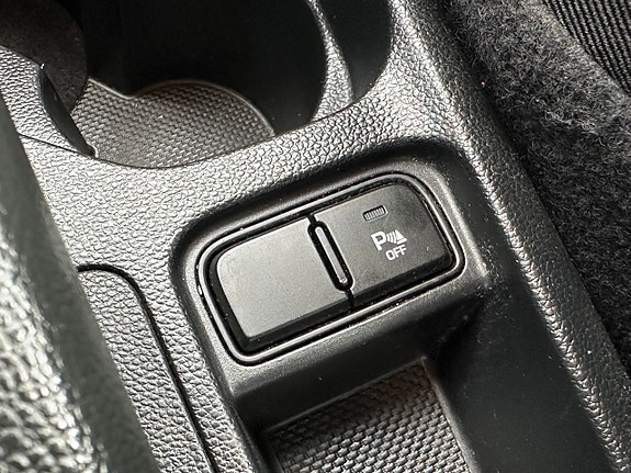 Hyundai i10 14 of 26