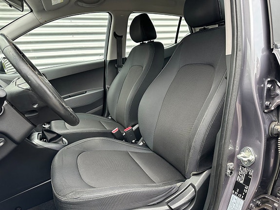 Hyundai i10 20 of 26