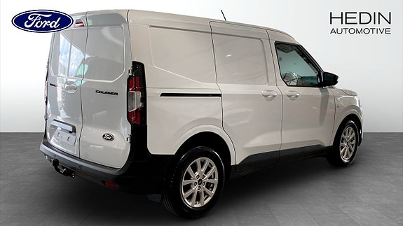 Ford Courier 2 of 9