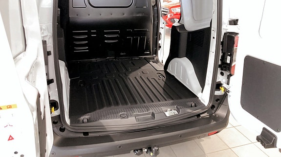 Ford Courier 5 of 9
