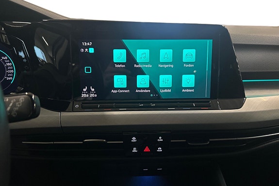 Volkswagen Golf Alltrack 22 of 25