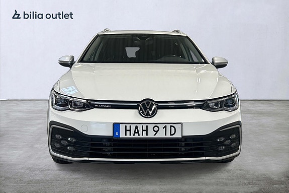Volkswagen Golf Alltrack 3 of 25