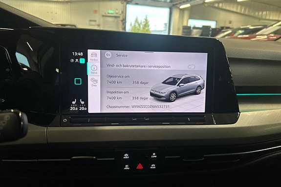 Volkswagen Golf Alltrack 21 of 25