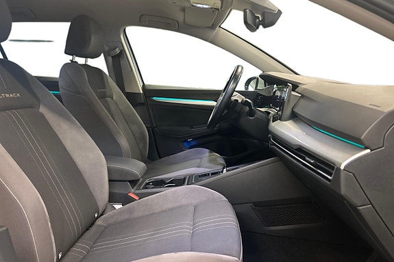 Volkswagen Golf Alltrack 15 of 25