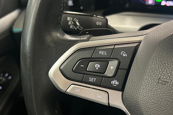 Volkswagen Golf Alltrack 23 of 25