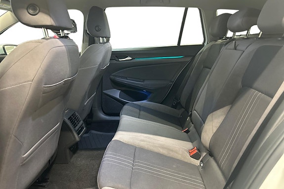 Volkswagen Golf Alltrack 14 of 25