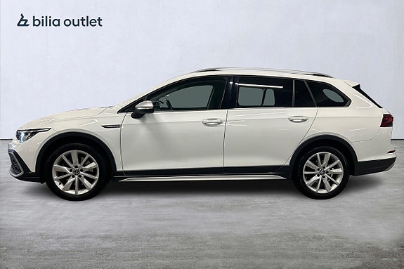 Volkswagen Golf Alltrack 9 of 25