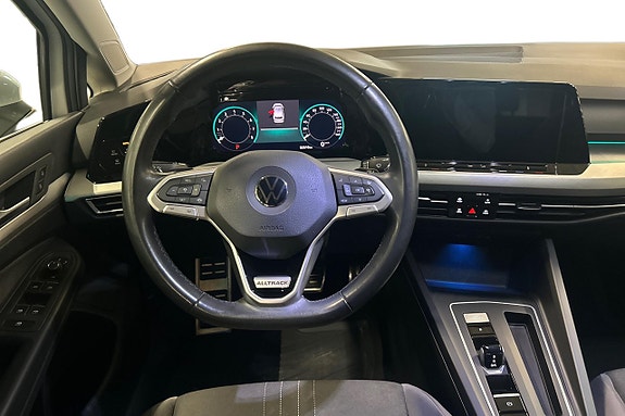 Volkswagen Golf Alltrack 16 of 25