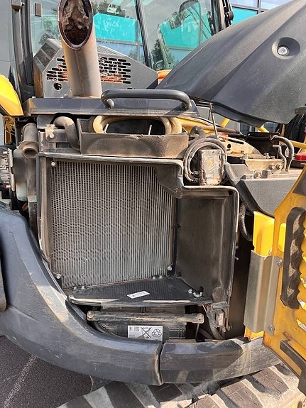Yanmar Vio 80-1A 6 of 24