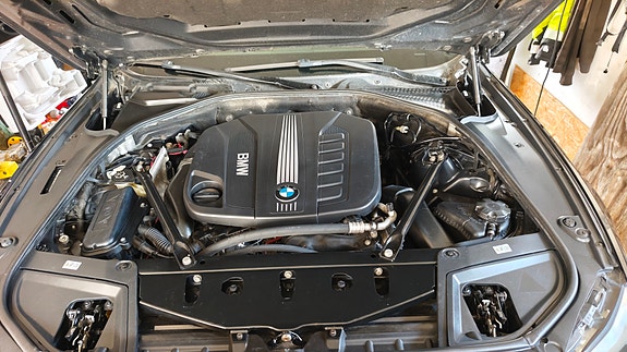 BMW 530d 9 of 11