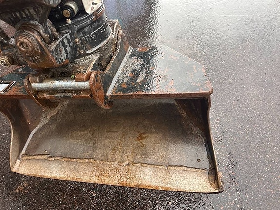 Kubota U 27-4 7 of 16
