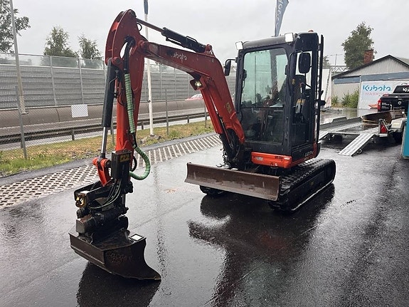Kubota U 27-4 4 of 16