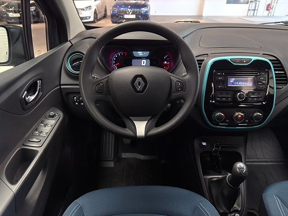 Renault Captur 10 of 18