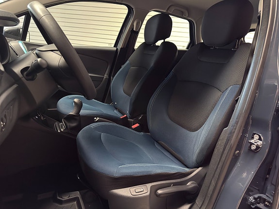 Renault Captur 13 of 18