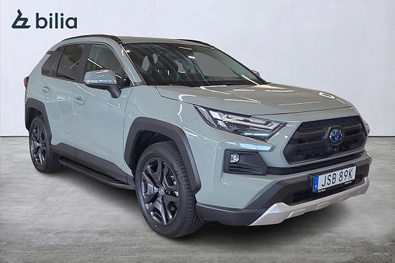 Toyota RAV4 10 of 25