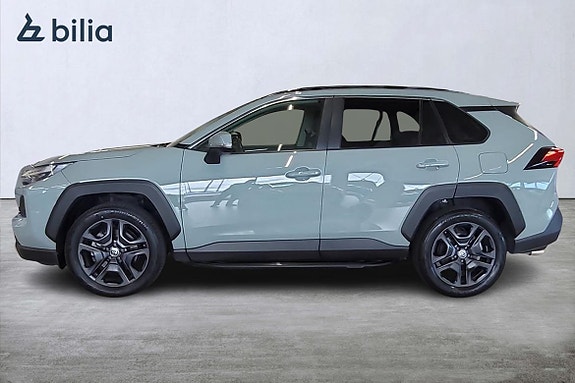 Toyota RAV4 4 of 25