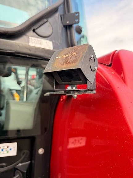 Case IH Farmall 85C 11 of 18