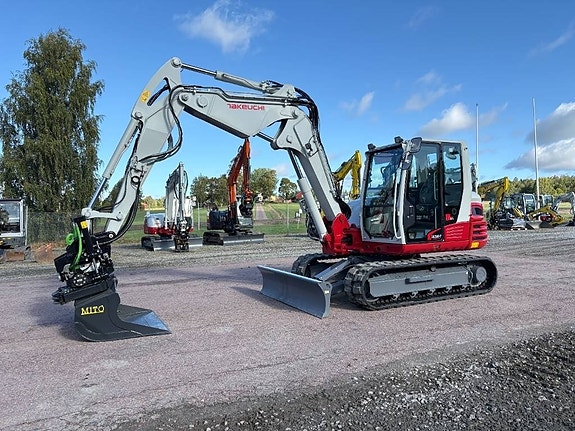 Takeuchi TB290 2 of 3