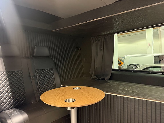 Volkswagen Crafter 29 of 30