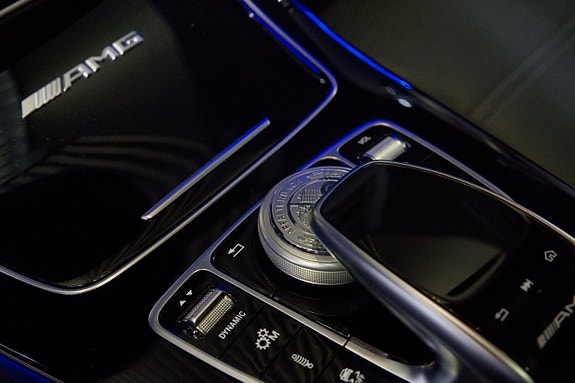 Mercedes-Benz AMG GT Roadster 19 of 25