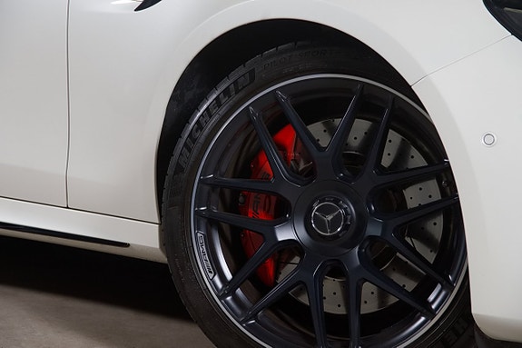 Mercedes-Benz AMG GT Roadster 4 of 25