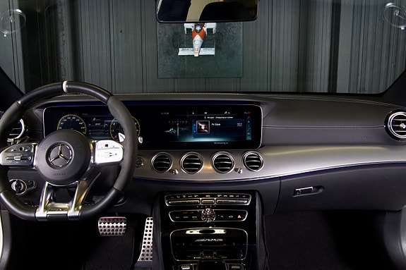 Mercedes-Benz AMG GT Roadster 21 of 25
