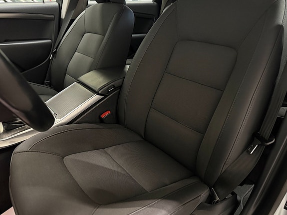 Volvo XC70 8 of 20