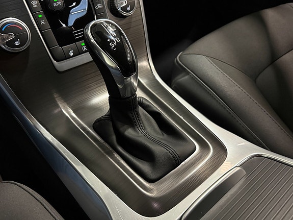 Volvo XC70 15 of 20