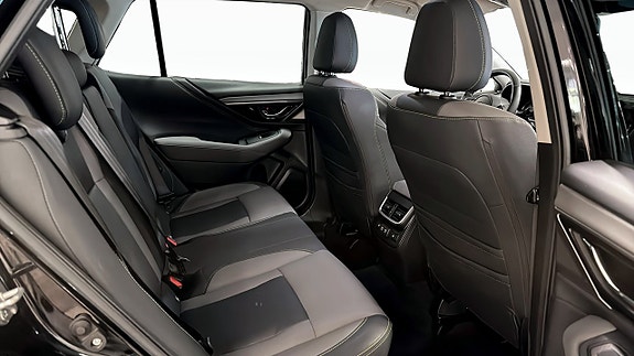 Subaru Outback 5 of 9