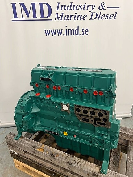 Volvo Penta D8J LONGBLOCK 2 of 3