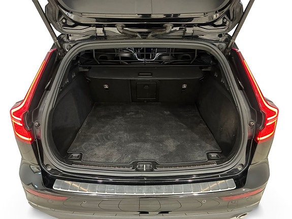 Volvo V60 13 of 13