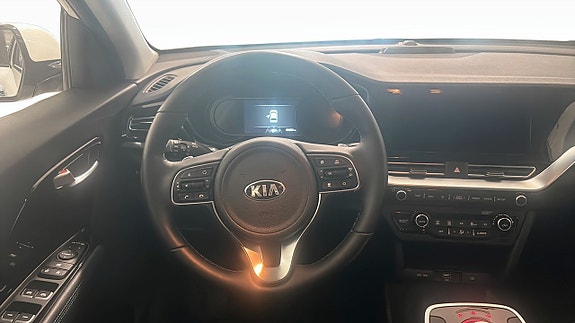 Kia e-Niro 10 of 12