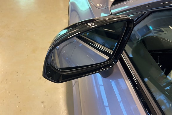 Volvo V60 12 of 24