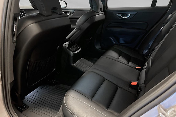 Volvo V60 8 of 24