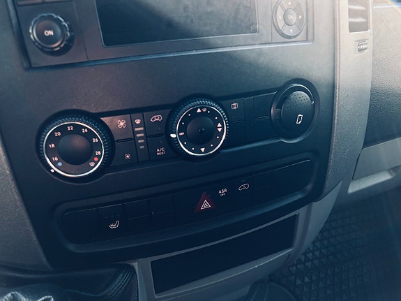 Volkswagen Crafter 12 of 17