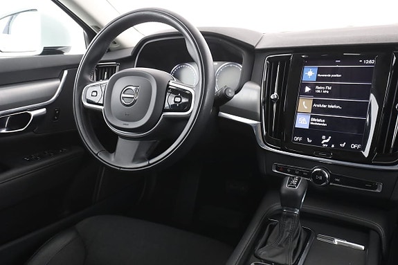 Volvo V90 14 of 30