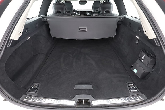 Volvo V90 18 of 30