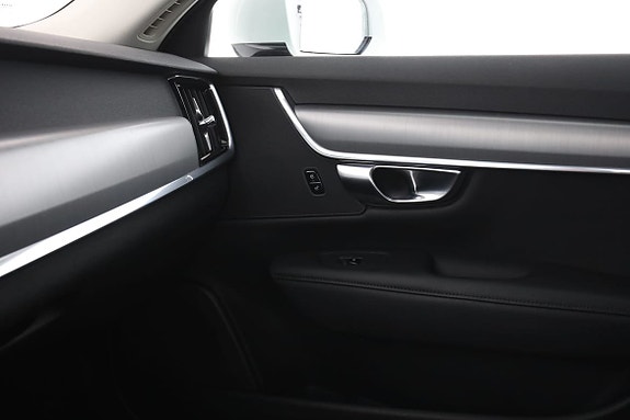Volvo V90 29 of 30