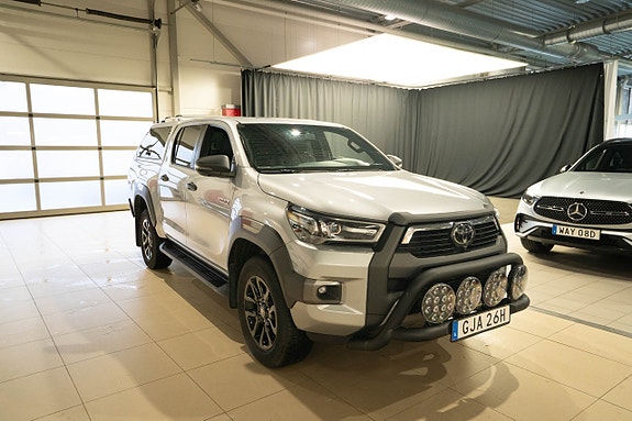 Toyota HiLux 4 of 25