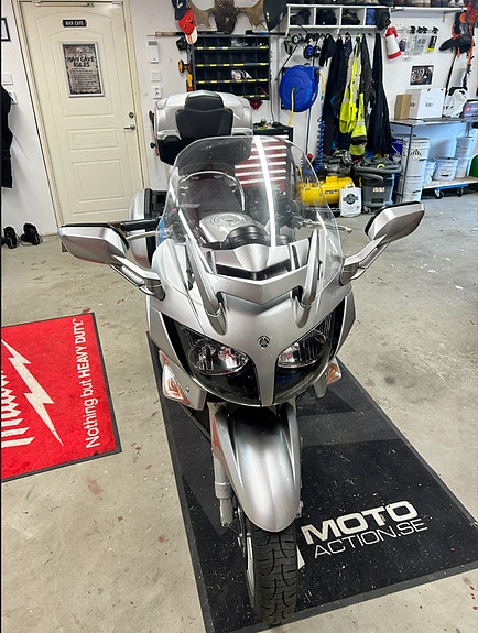 Yamaha FJR1300 4 of 7
