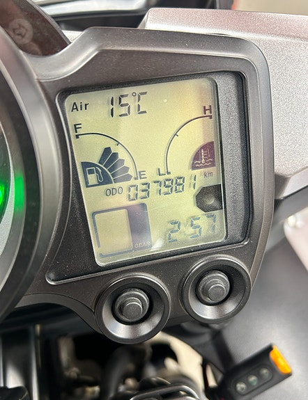 Yamaha FJR1300 3 of 7