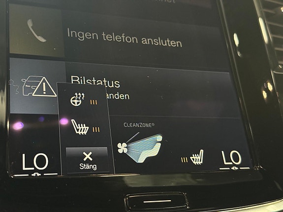 Volvo XC90 15 of 23