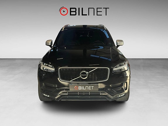 Volvo XC90 9 of 23
