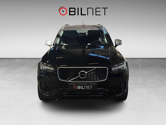 Volvo XC90 3 of 23