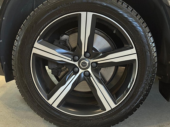 Volvo XC90 23 of 23