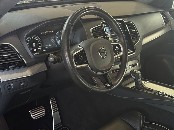 Volvo XC90 21 of 23