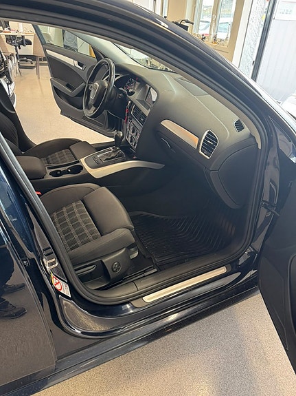 Audi A4 7 of 10