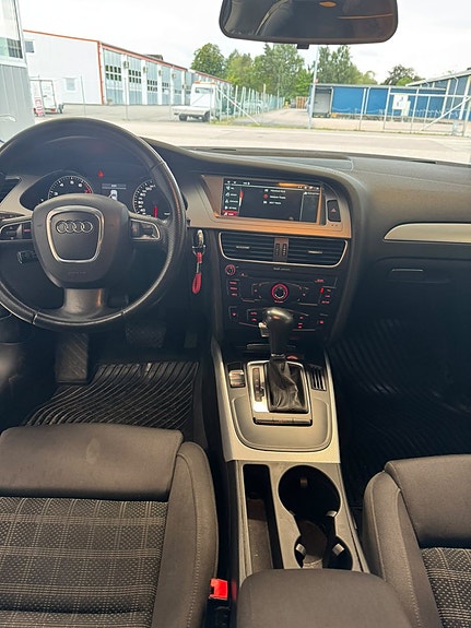 Audi A4 5 of 10
