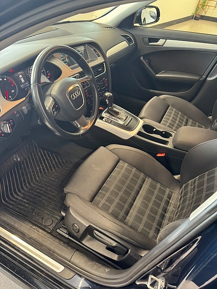 Audi A4 6 of 10